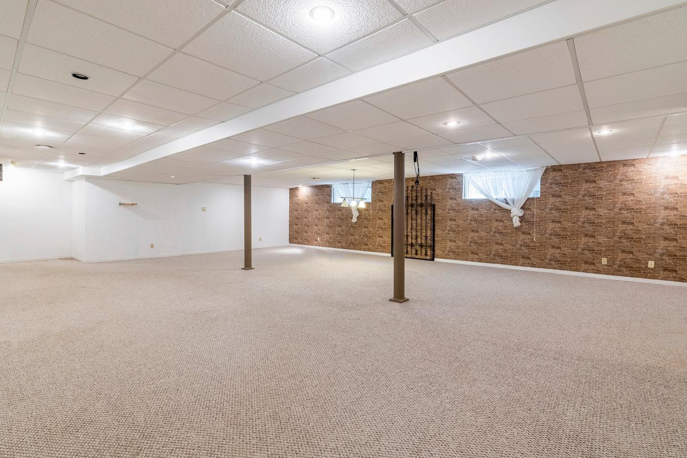 Playroom - 3 Rue Du Labrador, Kirkland, QC - Indoor