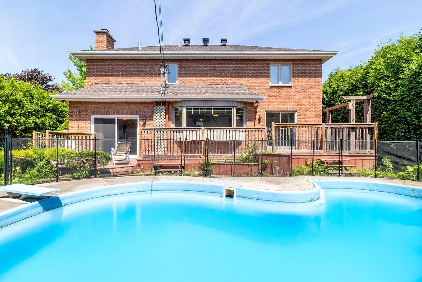 Pool - 3 Rue Du Labrador, Kirkland, QC - Outdoor With In Ground Pool With Deck Patio Veranda