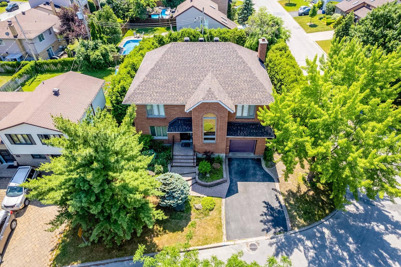 Aerial photo - 3 Rue Du Labrador, Kirkland, QC - Outdoor
