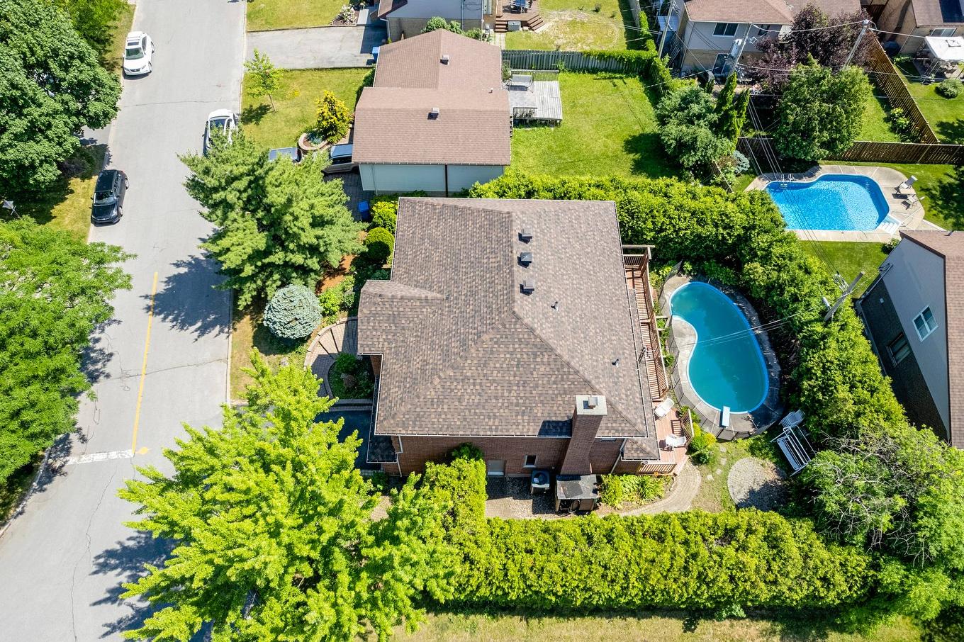 Aerial photo - 3 Rue Du Labrador, Kirkland, QC - Outdoor With In Ground Pool With View