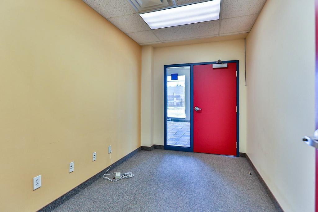 Bureau - 225 Rue Dansereau, Contrecoeur, QC - Indoor Photo Showing Other Room