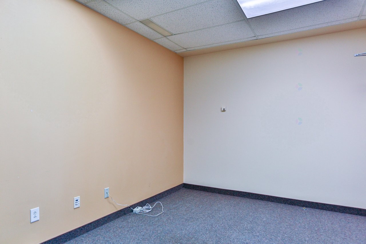 Office - 225 Rue Dansereau, Contrecoeur, QC - Indoor Photo Showing Other Room