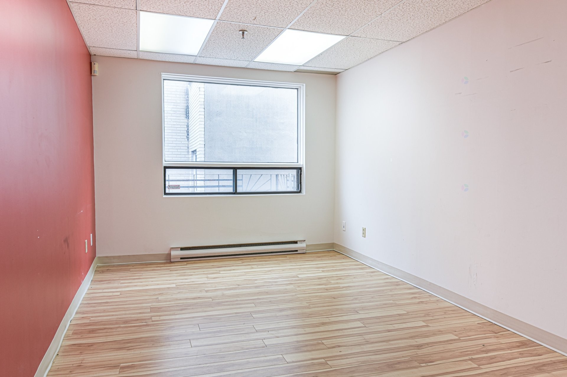 Bureau - 200-1274 Rue Jean-Talon E., Montréal (Rosemont/La Petite-Patrie), QC - Indoor Photo Showing Other Room