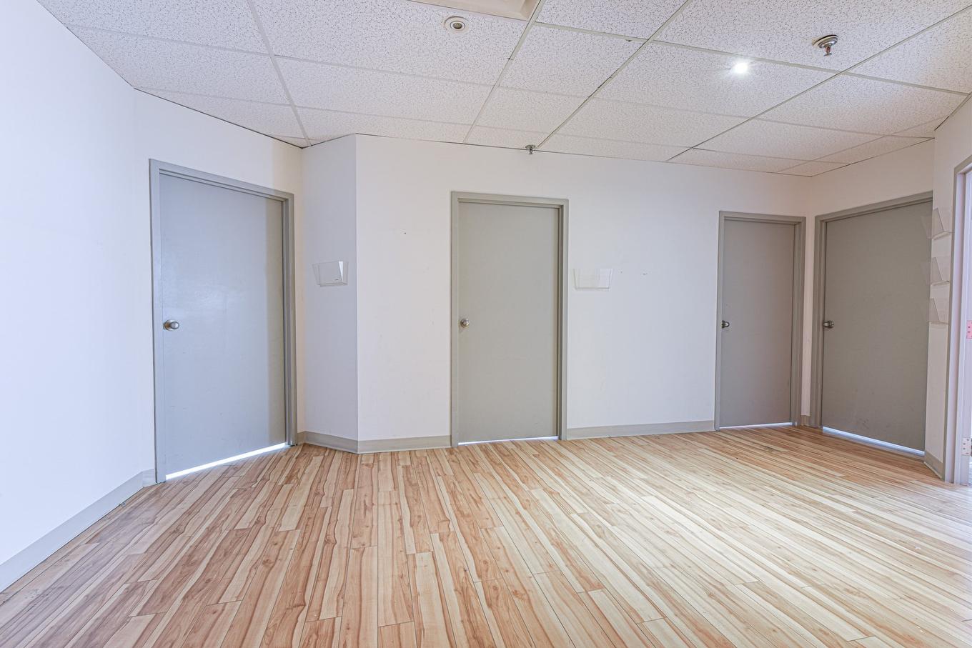 Office - 200-1274 Rue Jean-Talon E., Montréal (Rosemont/La Petite-Patrie), QC
