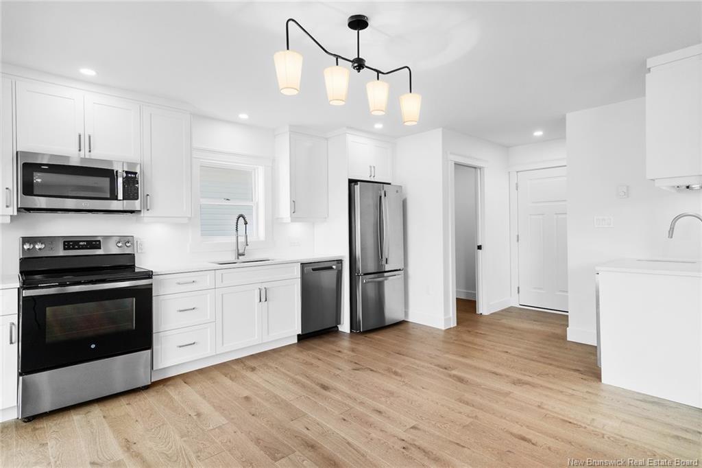 6 Briar Brook Pl, Fredericton, NB