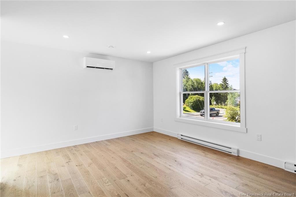 6 Briar Brook Pl, Fredericton, NB