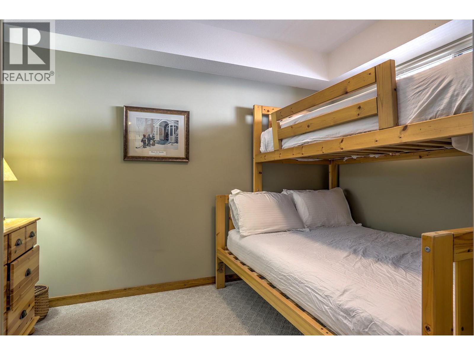 9802 Silver Star Road Unit# 306, Silver Star, BC - Indoor Photo Showing Bedroom