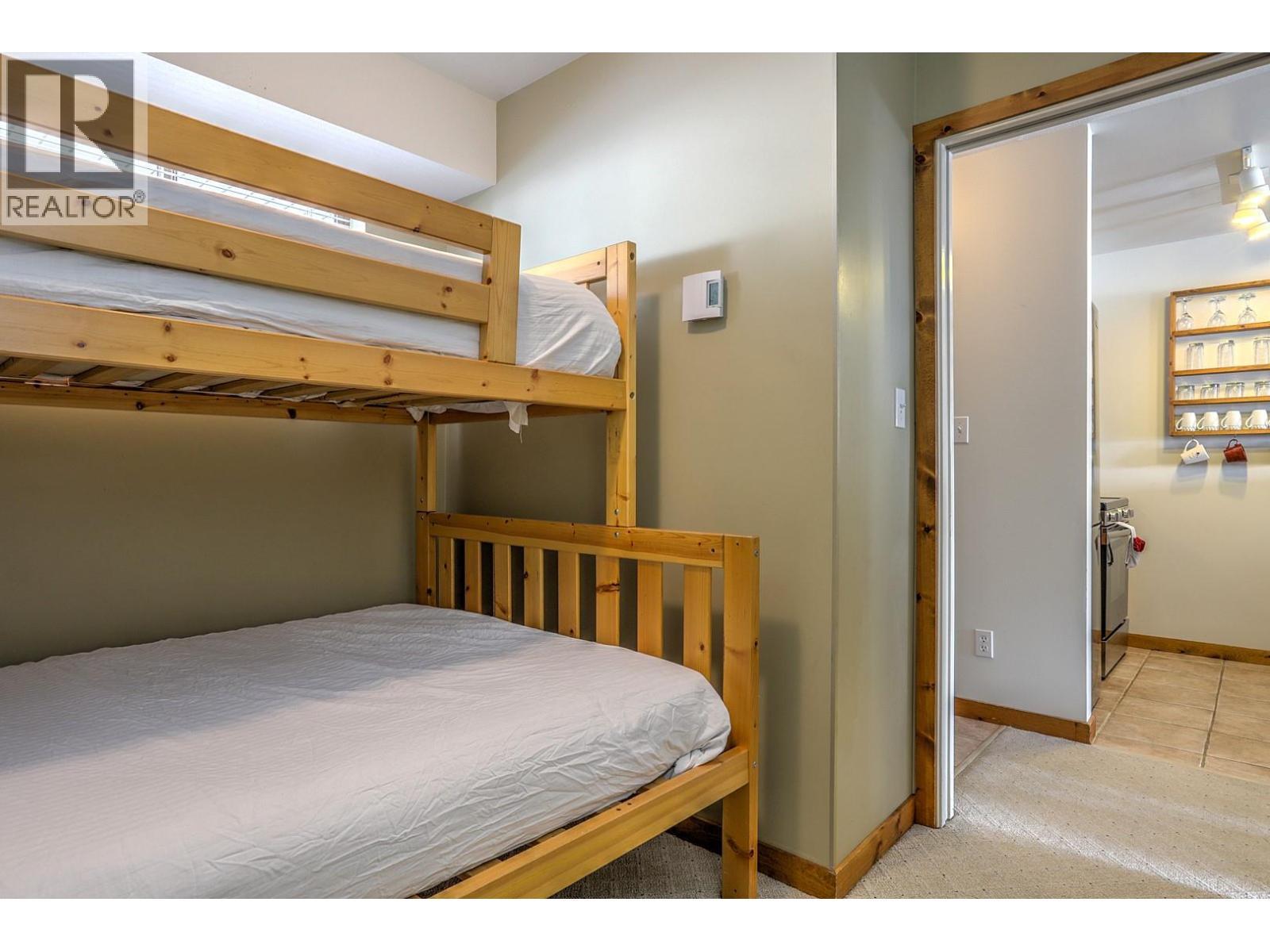 9802 Silver Star Road Unit# 306, Silver Star, BC - Indoor Photo Showing Bedroom