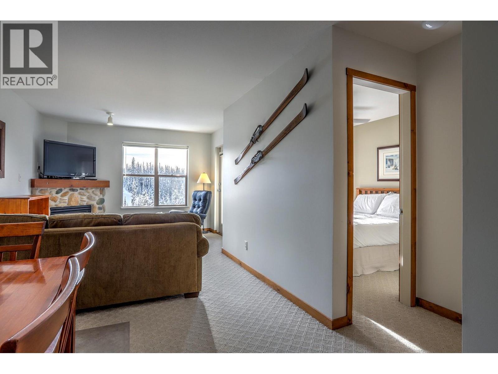 9802 Silver Star Road Unit# 306, Silver Star, BC - Indoor With Fireplace