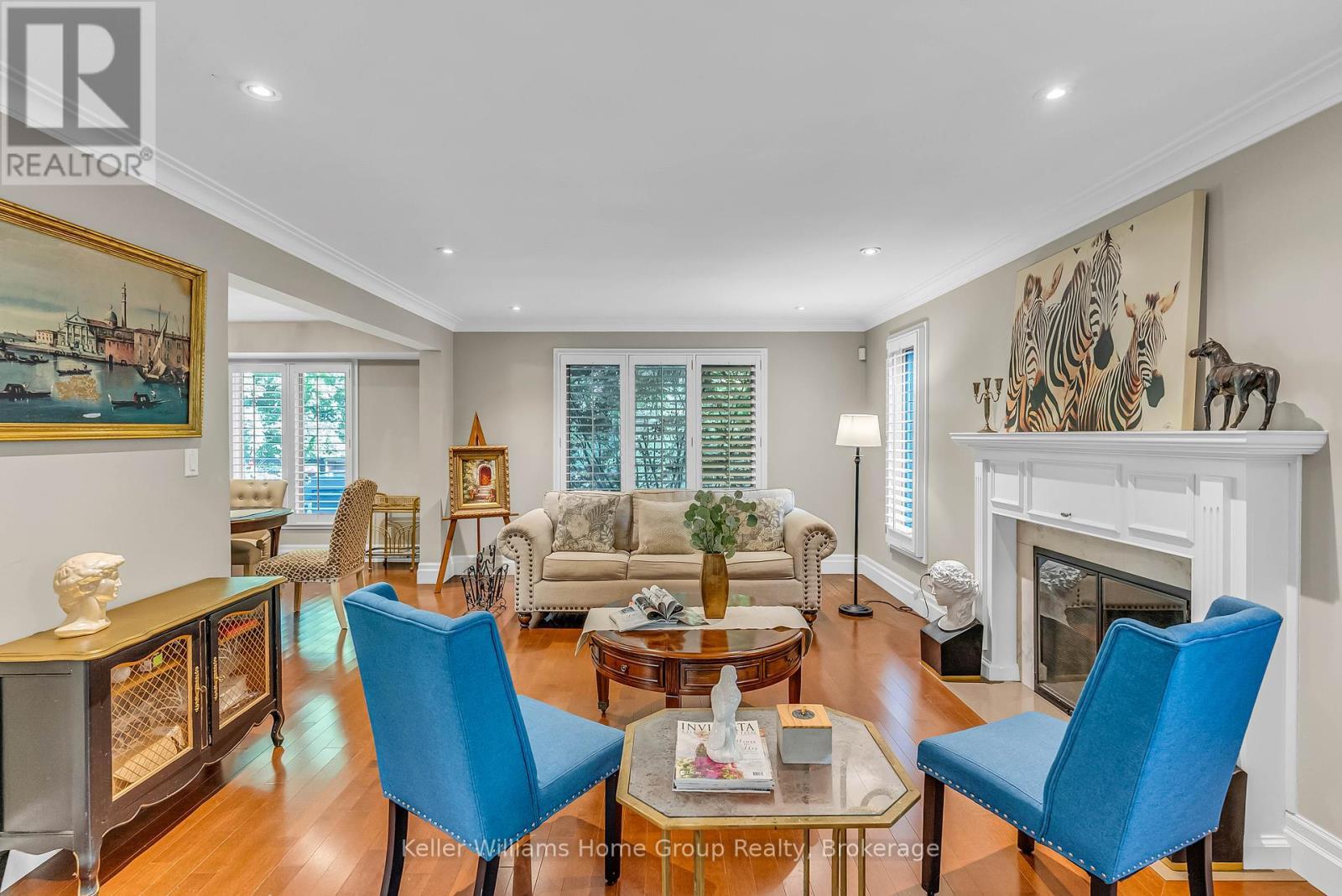 6703 Wellington 34 Road, Puslinch (Crieff/Aikensville/Killean), ON - Indoor Photo Showing Living Room With Fireplace