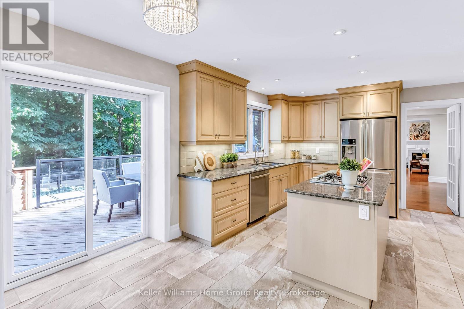 6703 Wellington 34 Road, Puslinch (Crieff/Aikensville/Killean), ON - Indoor Photo Showing Kitchen