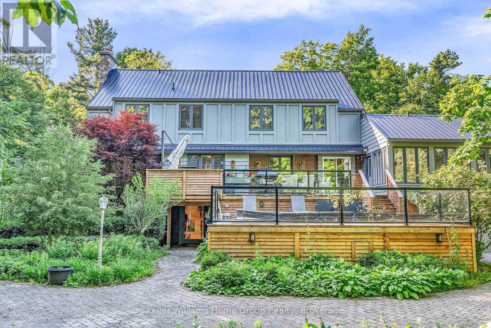 6703 Wellington 34 Road, Puslinch (Crieff/Aikensville/Killean), ON - Outdoor With Deck Patio Veranda