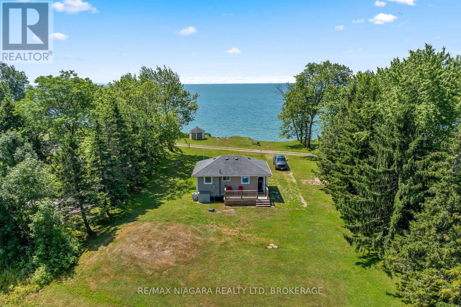 45 Erie Heights Line, Haldimand (Dunnville), ON - Outdoor With Body Of Water With View