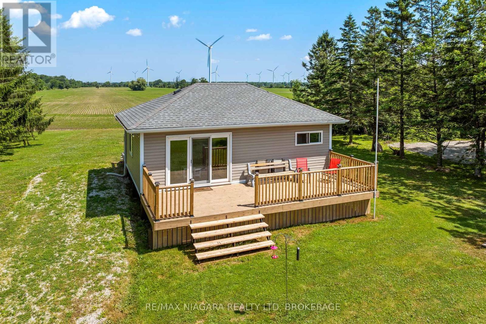 45 Erie Heights Line, Haldimand (Dunnville), ON - Outdoor With Deck Patio Veranda