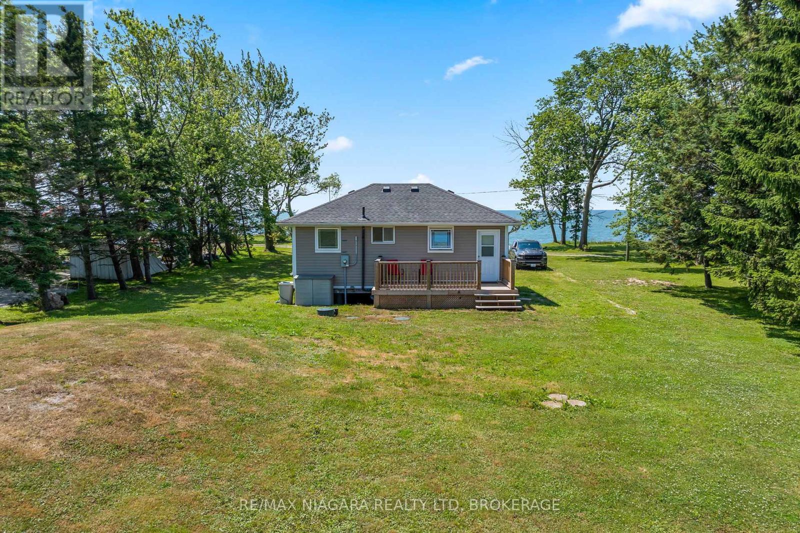 45 Erie Heights Line, Haldimand (Dunnville), ON - Outdoor With Deck Patio Veranda