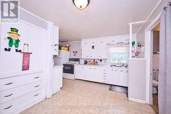Large kitchen with plenty of cupboard space -
