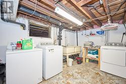 Laundry room with double laundry sink -