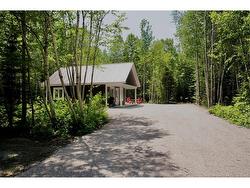 85 Kent-Lodge ST Bathurst, NB E8K 1B1