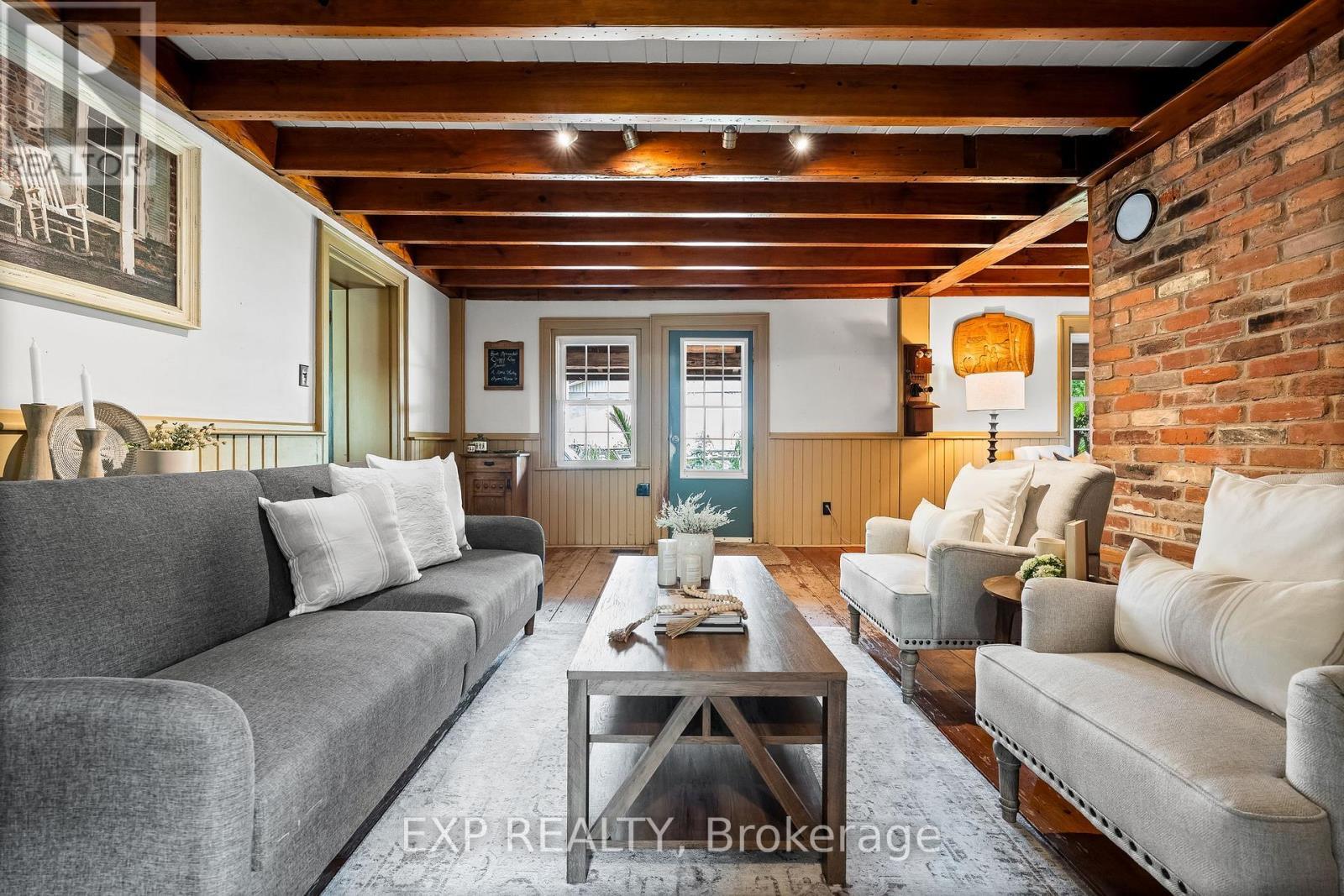 206 King Street E, Cramahe (Colborne), ON - Indoor Photo Showing Living Room