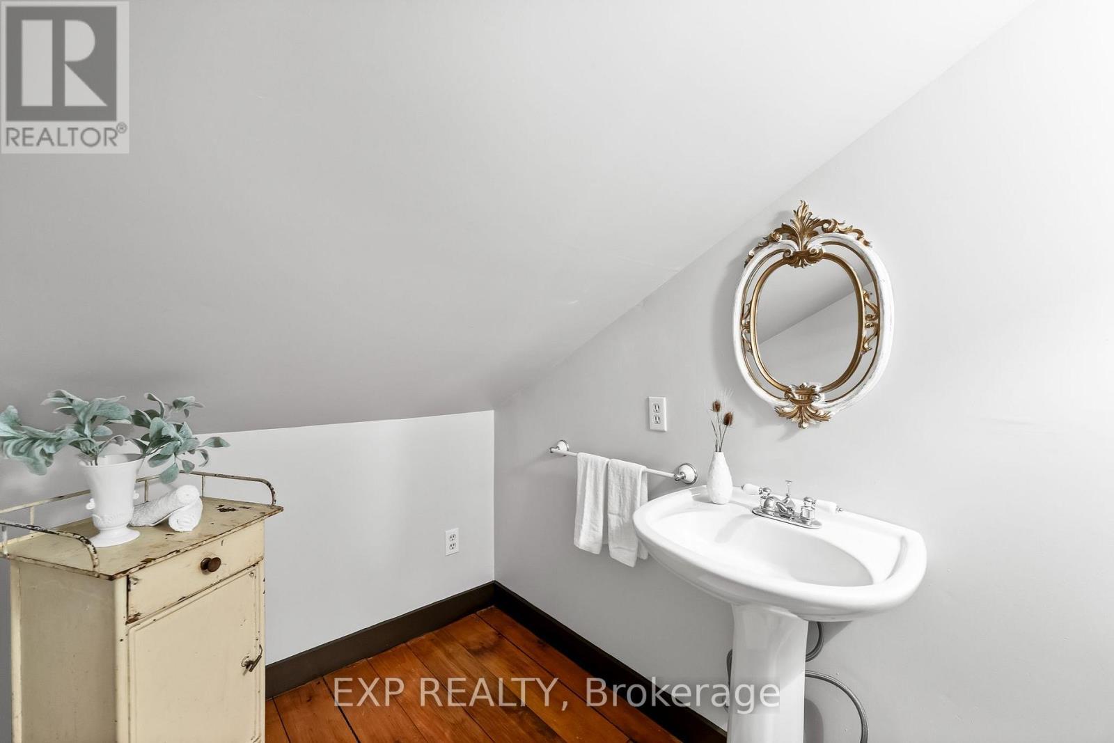 206 King Street E, Cramahe (Colborne), ON - Indoor Photo Showing Bathroom