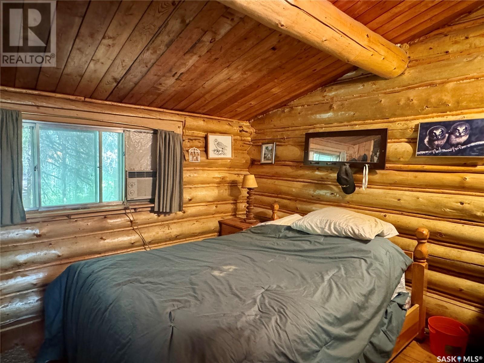 206 Spruce Street, Northern Admin District, SK - Indoor Photo Showing Bedroom