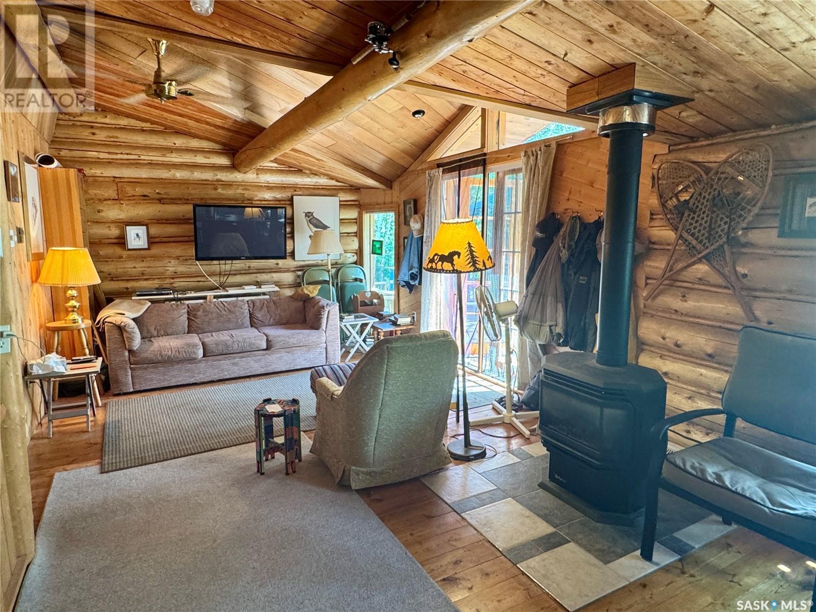 206 Spruce Street, Northern Admin District, SK - Indoor