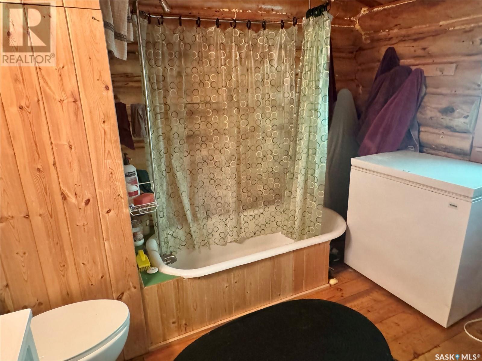 206 Spruce Street, Northern Admin District, SK - Indoor Photo Showing Bathroom