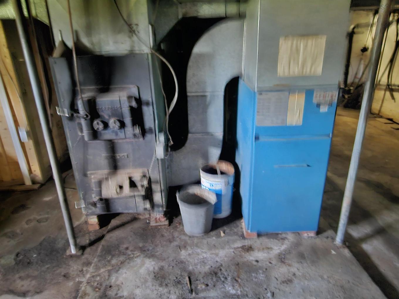 29 Cowan Street, Springhill, NS