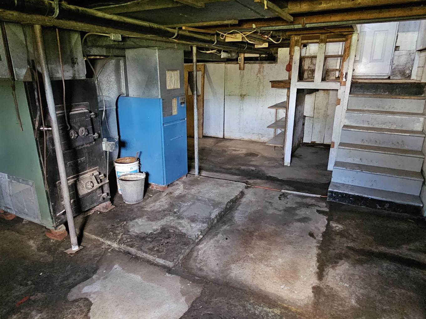 29 Cowan Street, Springhill, NS