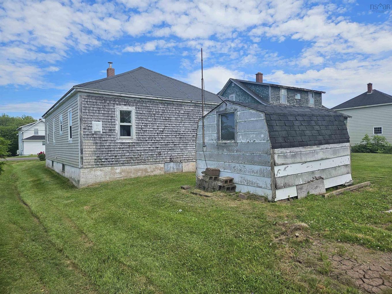 29 Cowan Street, Springhill, NS
