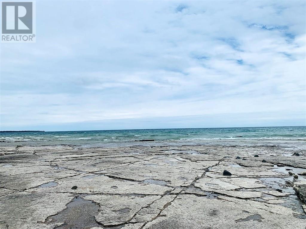 715 Lake Huron Drive, Spring Bay, ON