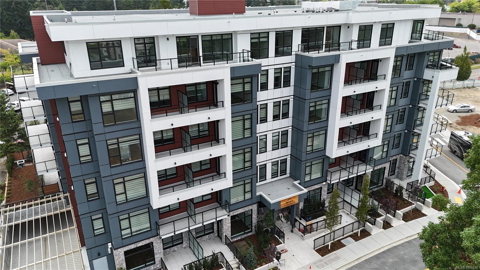 411-6320 Sentinal Dr, Nanaimo, BC - Outdoor