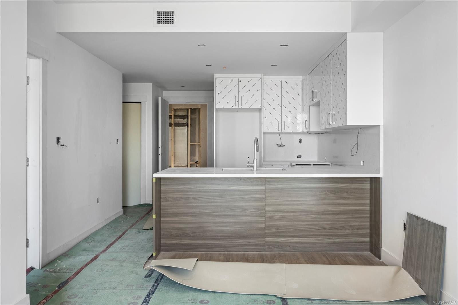 411-6320 Sentinal Dr, Nanaimo, BC - Indoor