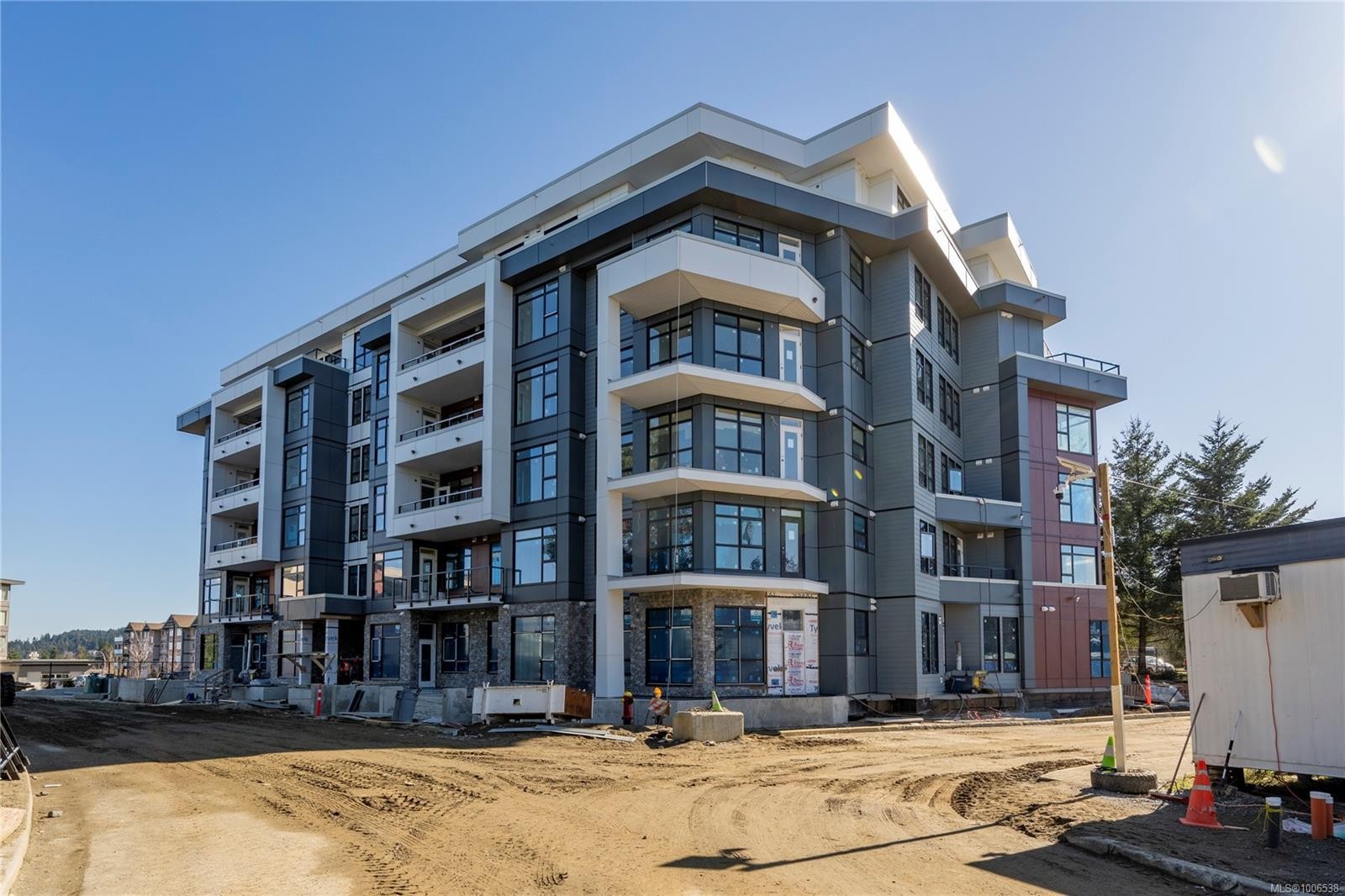 606-6320 Sentinal Dr, Nanaimo, BC - Outdoor With Facade