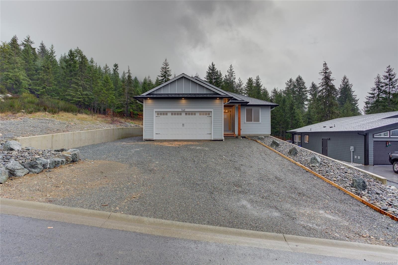 549 Mountain View Dr, Lake Cowichan, BC