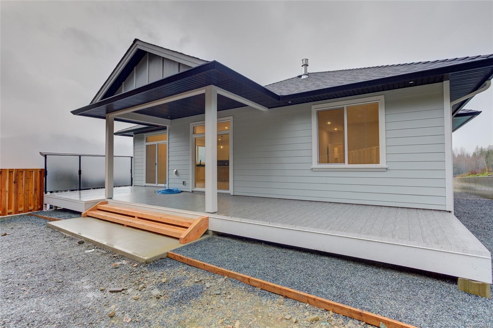 549 Mountain View Dr, Lake Cowichan, BC