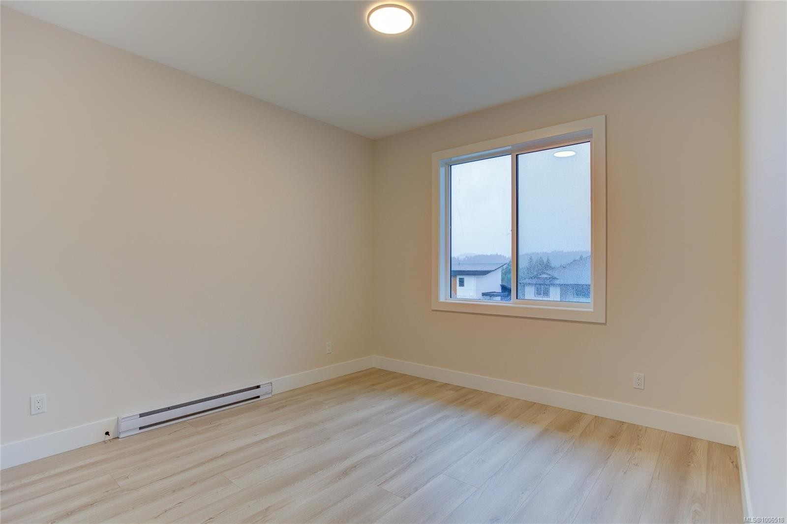 549 Mountain View Dr, Lake Cowichan, BC