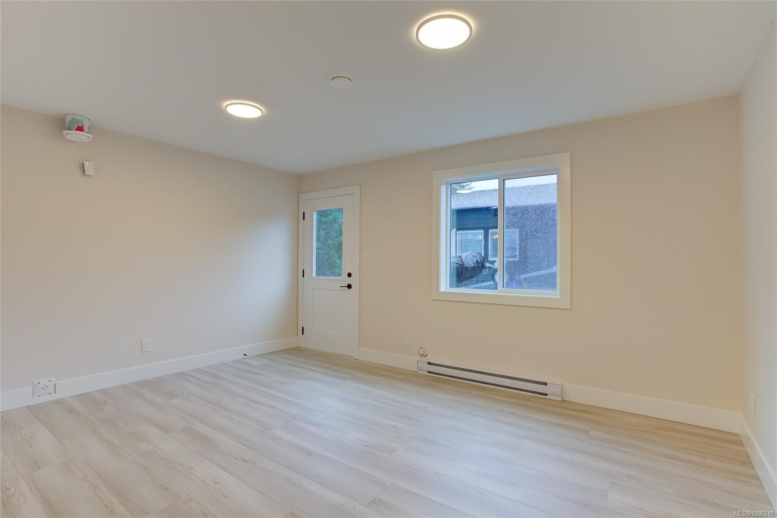 549 Mountain View Dr, Lake Cowichan, BC