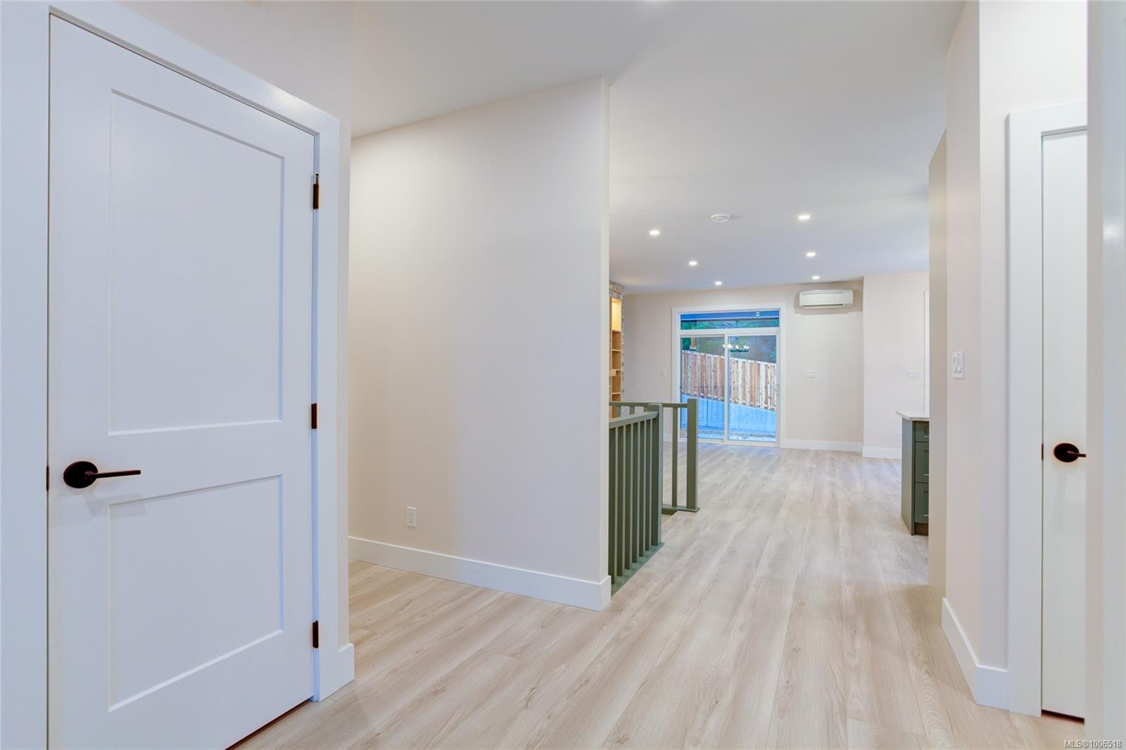 549 Mountain View Dr, Lake Cowichan, BC