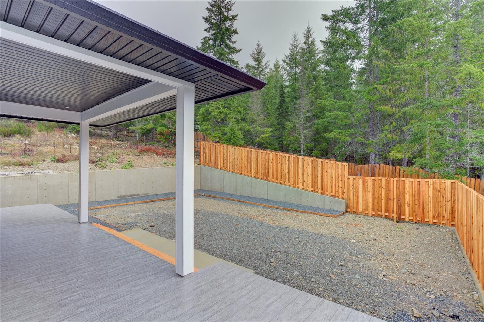 549 Mountain View Dr, Lake Cowichan, BC