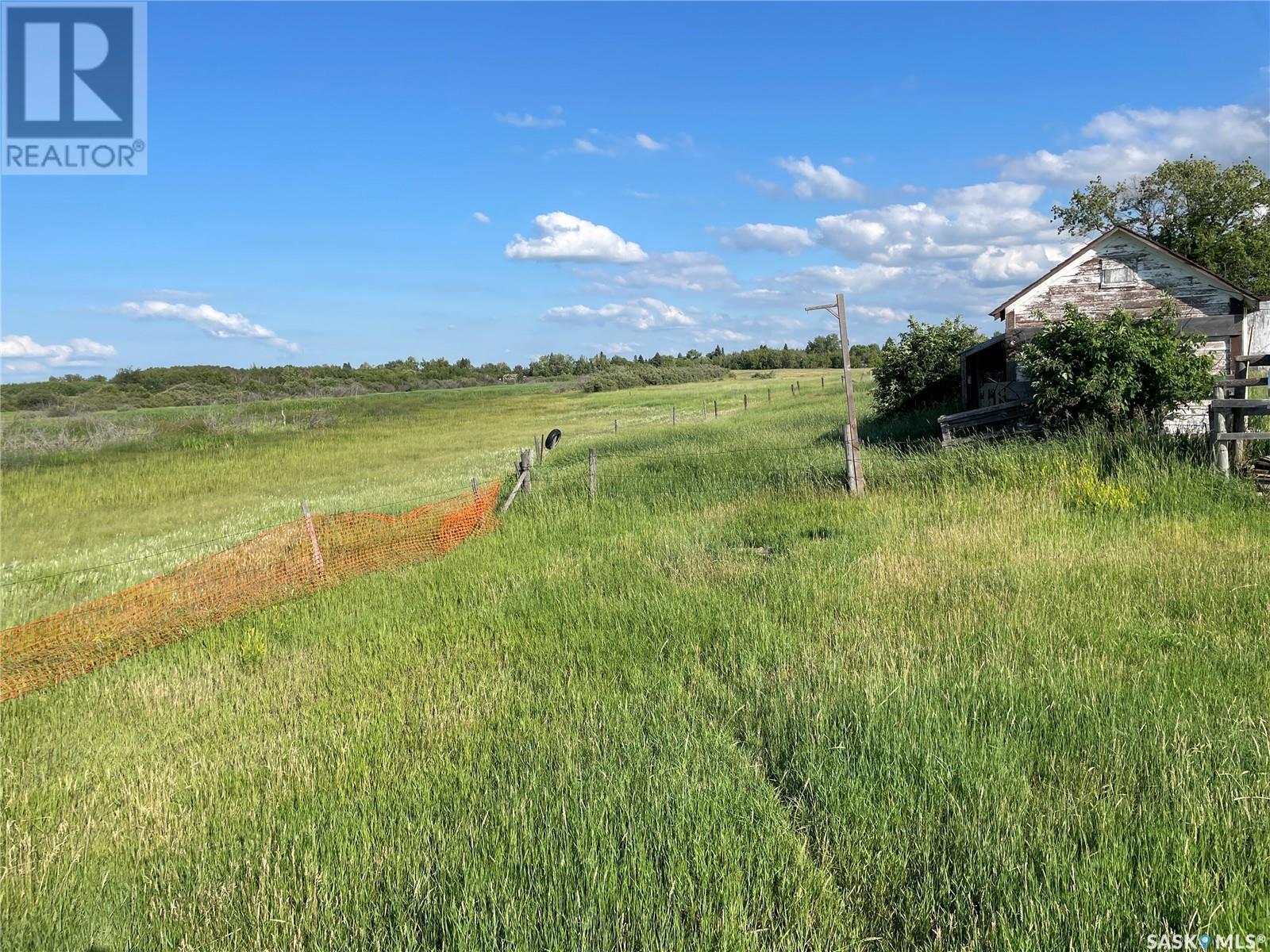 1 Railway Avenue W, North Battleford, SK