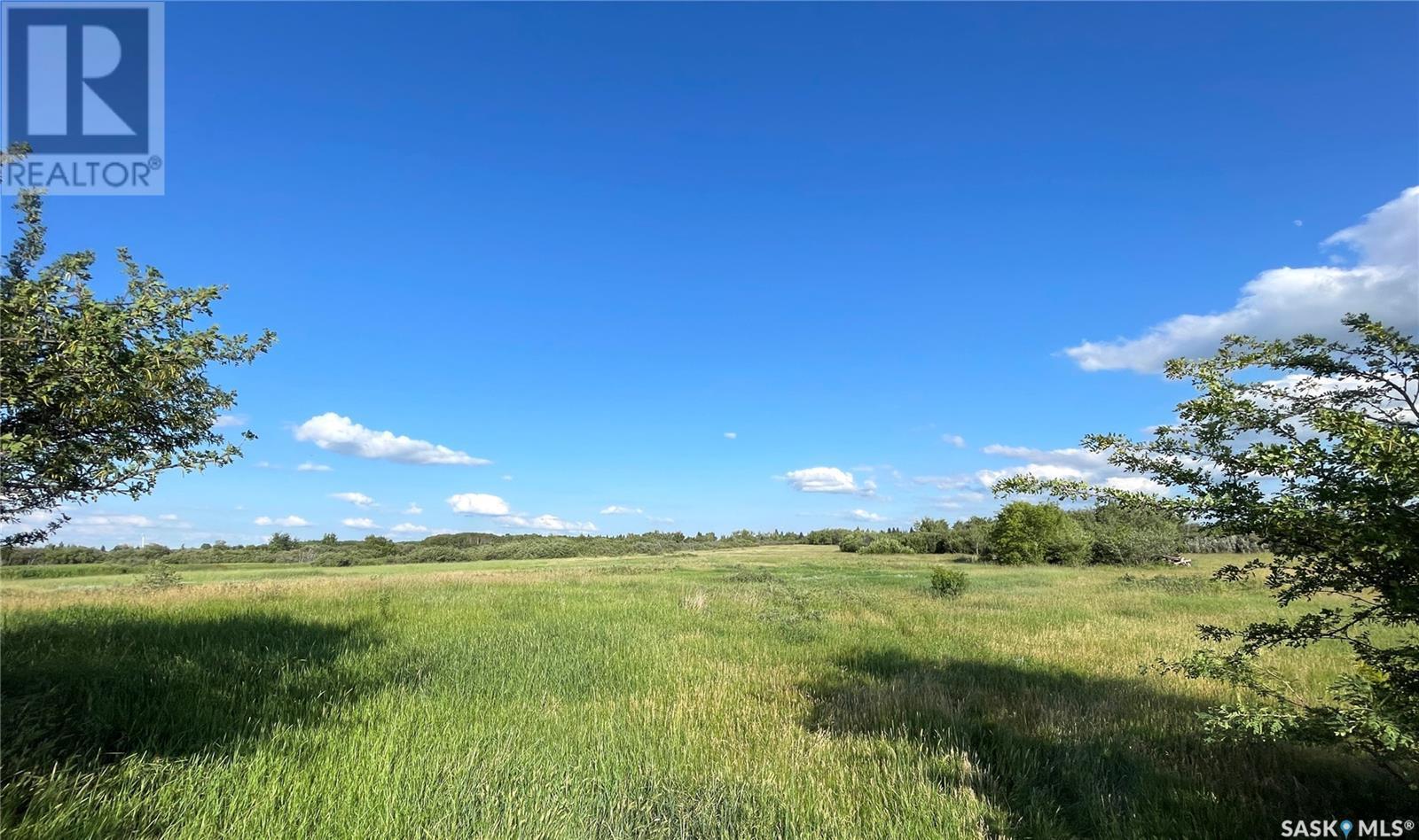 1 Railway Avenue W, North Battleford, SK