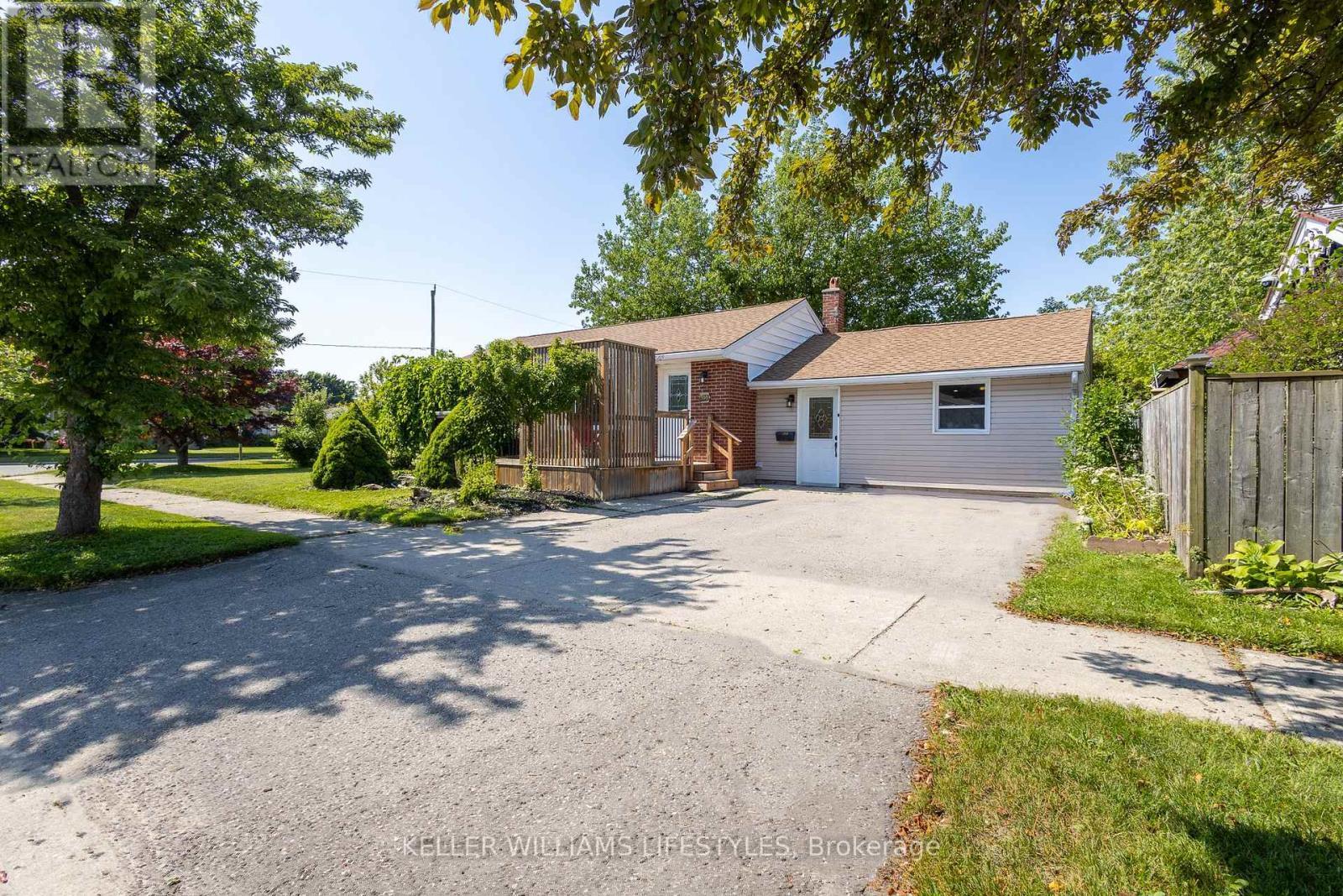 188 Cayley Street, Goderich (Goderich (Town)), ON - Outdoor