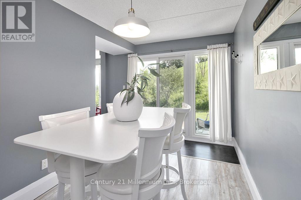 121 - 796404 Grey Road 19, Blue Mountains, ON - Indoor Photo Showing Dining Room