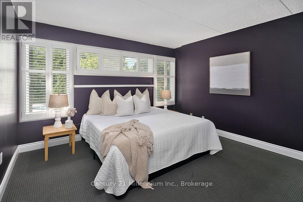 121 - 796404 Grey Road 19, Blue Mountains, ON - Indoor Photo Showing Bedroom