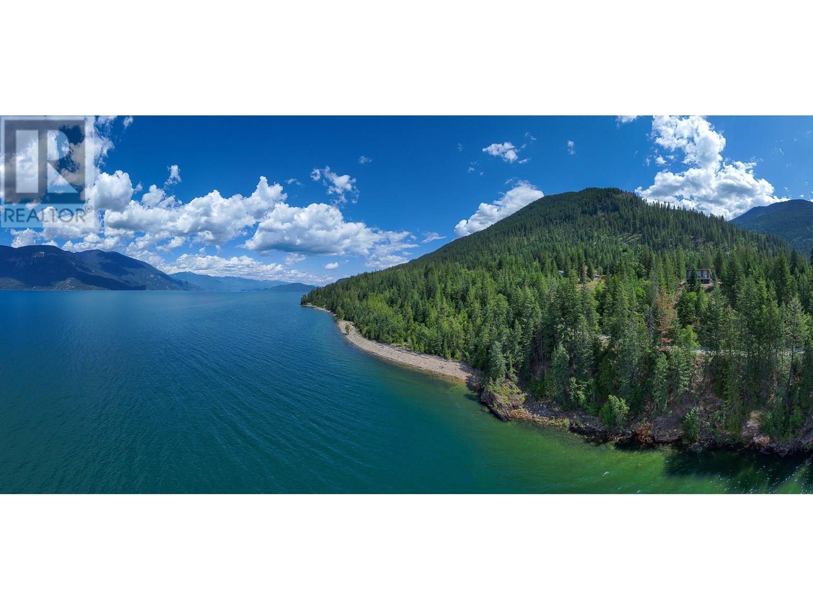 13635 3A Highway, Boswell, BC