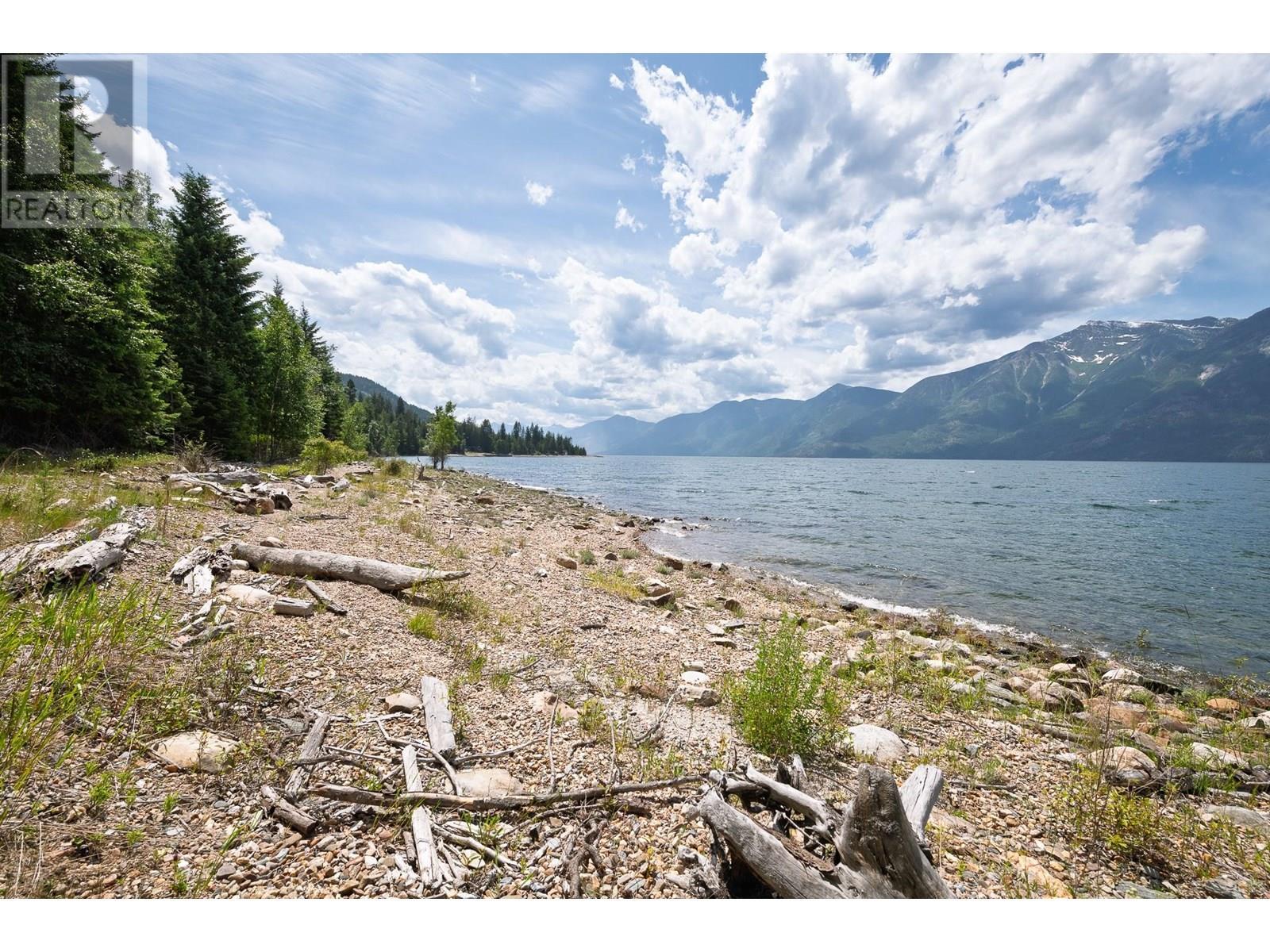 13635 3A Highway, Boswell, BC