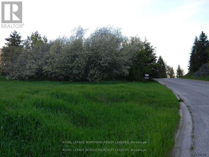 Lot 15 Cameron Street N, Timmins (Tm - Tnw - Algonquin To Jubilee), ON
