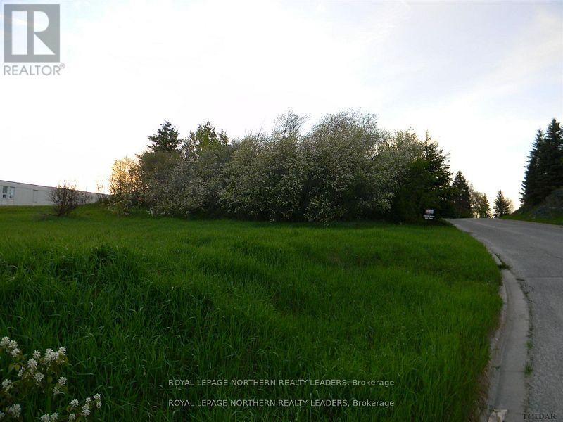Lot 15 Cameron Street N, Timmins (Tm - Tnw - Algonquin To Jubilee), ON