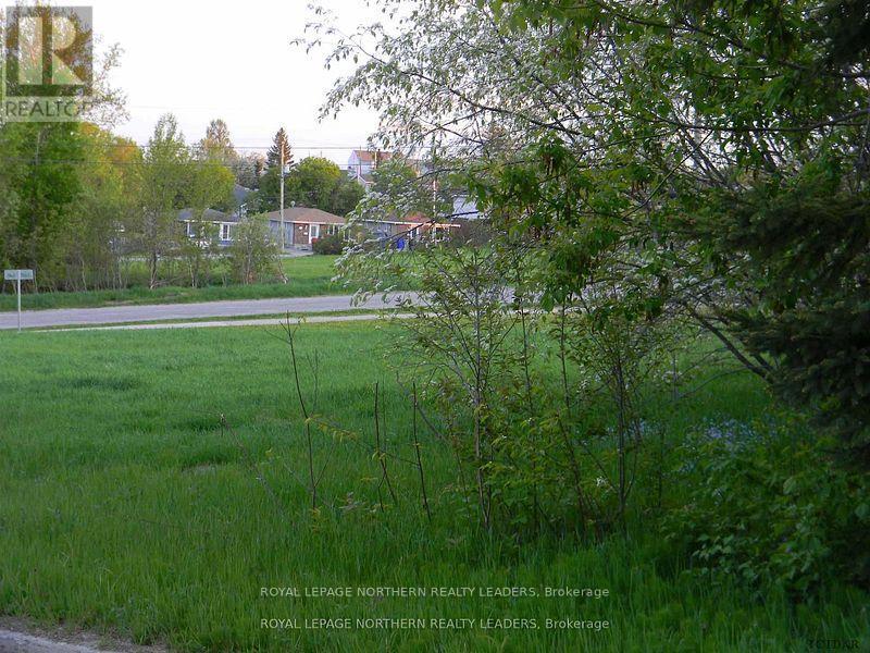 Lot 15 Cameron Street N, Timmins (Tm - Tnw - Algonquin To Jubilee), ON